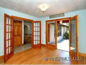 5 WEST RIDGEWAY DRIVE - Photo 10