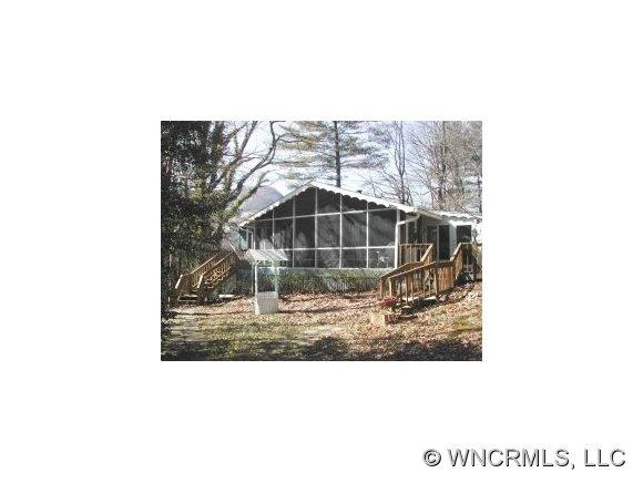 2259 Whiteside Cove Road