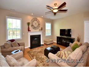 30 WOODFERN ROAD - Photo 3