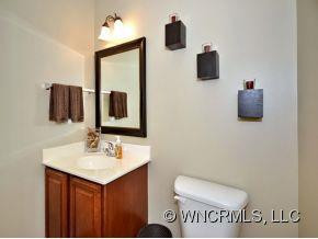 30 WOODFERN ROAD - Photo 8
