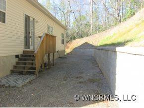 109 FORESTWAY LANE - Photo 2