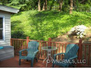 23 Moore Ave - Photo 4