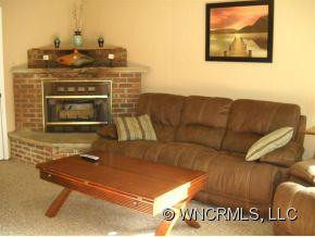 23 Moore Ave - Photo 7