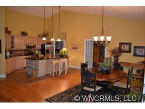 300 Sanctuary Drive - Photo 15
