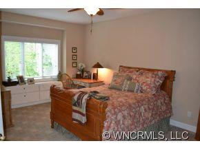 300 Sanctuary Drive - Photo 21