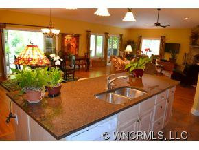 300 Sanctuary Drive - Photo 8