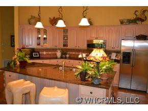 300 Sanctuary Drive - Photo 9