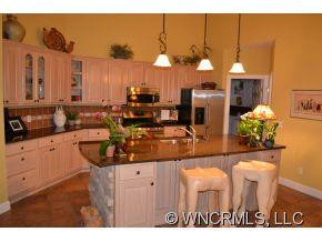 300 Sanctuary Drive - Photo 10
