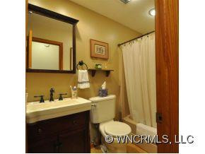 100 E. Pinecrest Drive - Photo 11