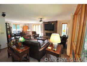 100 E. Pinecrest Drive - Photo 3