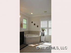 309 CEDAR CREST DRIVE - Photo 17