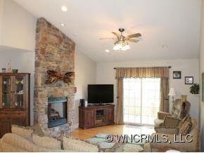 309 CEDAR CREST DRIVE - Photo 4