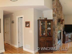 309 CEDAR CREST DRIVE - Photo 7