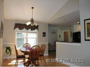 309 CEDAR CREST DRIVE - Photo 8