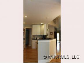 309 CEDAR CREST DRIVE - Photo 10