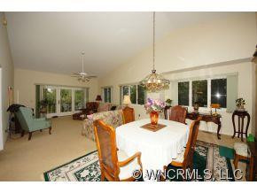 1101 Red Oak Drive - Photo 3