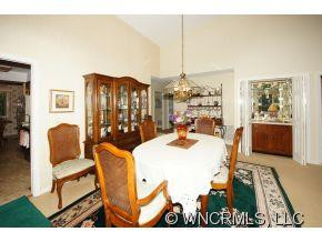 1101 Red Oak Drive - Photo 4