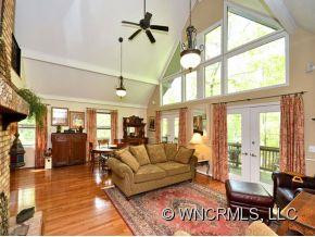651 Sunrise Drive - Photo 4
