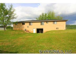 1757 Pilot Mountain Road - Photo 3