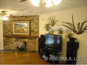 9 Glassy Mountain Drive - Photo 4