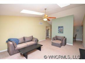 303 Springfield Court - Photo 5