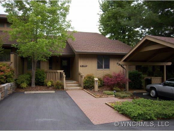 901 Red Oak Drive