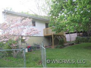 11 Hillview Road - Photo 2