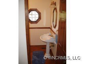  - Photo 11