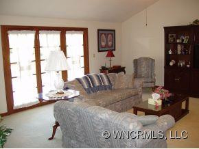  - Photo 5