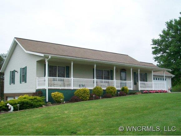 924 NEW STOCK ROAD