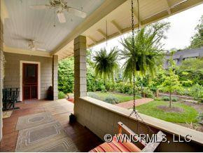 266 HILLSIDE STREET - Photo 18