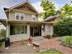 266 HILLSIDE STREET - Photo 21