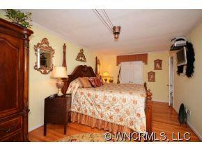 64 Woodbury Road - Photo 11