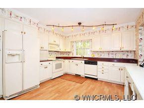 64 Woodbury Road - Photo 6