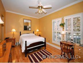 2360 ROSEMONT COURT - Photo 6