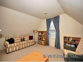 2360 ROSEMONT COURT - Photo 9