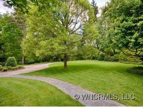 402 VANDERBILT ROAD - Photo 3