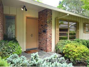 402 VANDERBILT ROAD - Photo 4