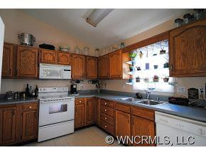46 Ashwood Drive - Photo 3
