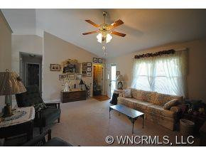 46 Ashwood Drive - Photo 5
