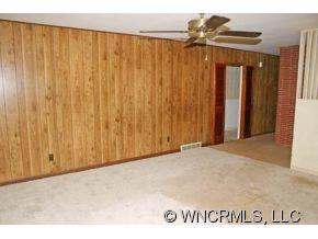 123 Fairlane Drive - Photo 14