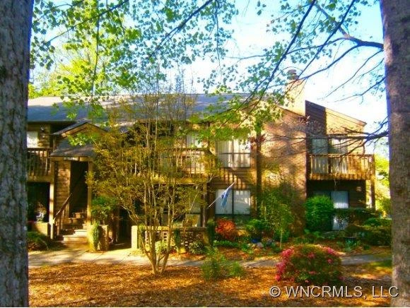 11 Ravencroft Lane