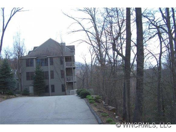 10 Stoney Falls Unit 104