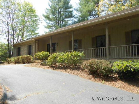 11 Cove Loop Road