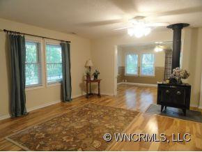 819 Wickins Drive - Photo 4