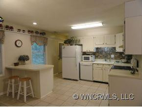 819 Wickins Drive - Photo 6