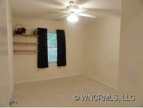 819 Wickins Drive - Photo 9