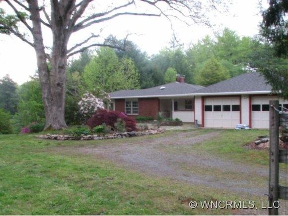 40 Lands End Drive