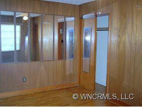 17 W. Holden Street - Photo 11