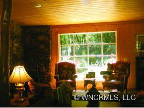 425 Cathey's Creek Road - Photo 3